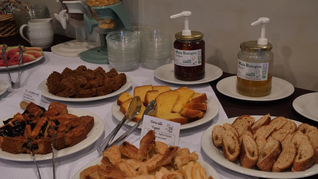 艾尔伯格蒙特罗莎餐厅酒店 阿米诺 外观 照片